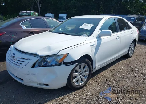 2007 Toyota Camry Hybrid z USA, uszkodzony, nr VIN JTNBB46K573015553